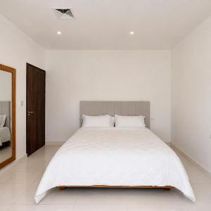 Cuarto con baño en Playa Hermosa Puntarenas