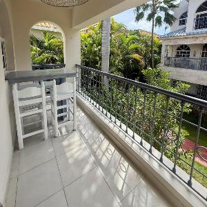 Bright Condo Walk to Beach Shops Dining