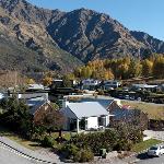 The Point - Great for Families or Groups. Spa pool and close to Ski area and biking trails.
