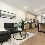 HULU+GYM+PARKING Near ShoppingUPMCUniversities