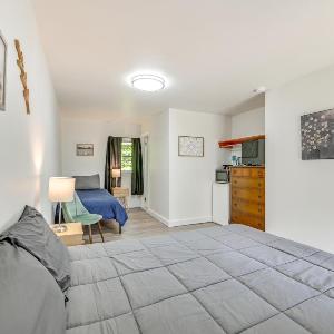 Schroon Lake Room < 1 Mi to Marina & Beach!