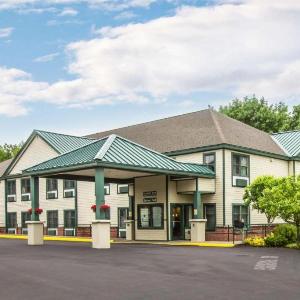 Hotel Glens Falls / Lake George
