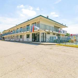Suburban Studios South Bend Notre Dame Area