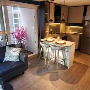 Quiet apartment in downtown Santiago