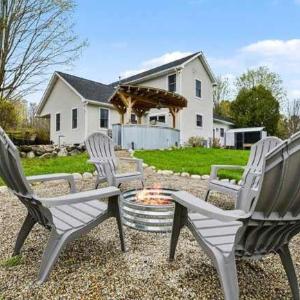 Equestrian Retreat with Fire Pit