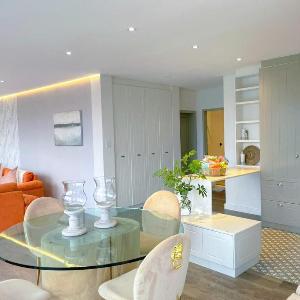 Suite 10 2 Bedroom Luxury Apartment