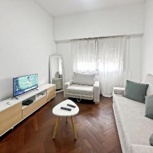 Charming 2-Bedroom Apartment in the Heart of Buenos Aires