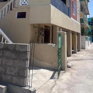 Golden Waves Guest House