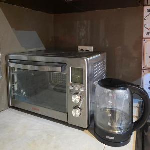 Lomani's Home - Airport Accommodation
