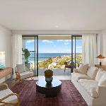 Luxury Apartment with Iconic Tamarama Views Sydney