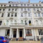 CWG1 - Elegant 3-Bed on Kensington Garden Square 