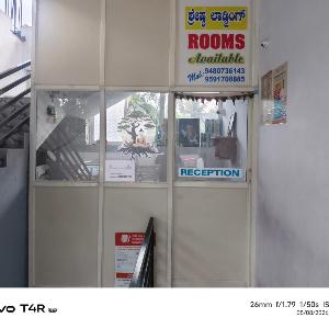 Shreshta lodging