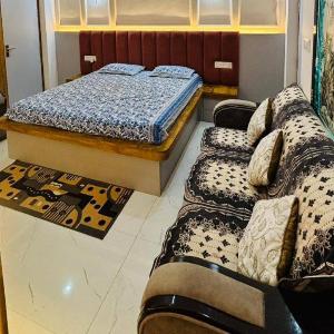 The Velorique Jaipur For Couples and Families