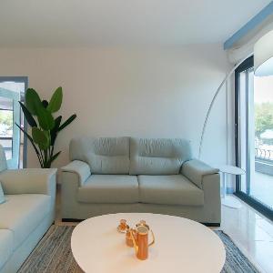 WELCS APARTAMENTO 387 EMP primera linea de mar