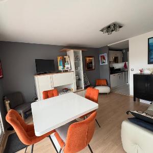 Charmant studio cabine avec balcon plein sud et aperçu mer au cœur du Touquet-Paris-Plage