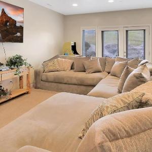 6486 Lakeside #15