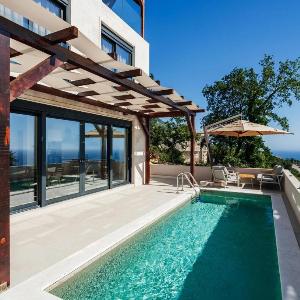 Amazing Home In Budva