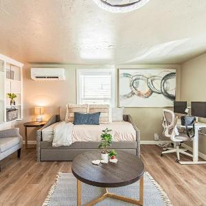 4940 Marianna Unit B