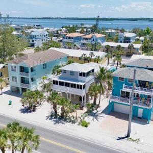 Beach Sunrise and Sunset Villas