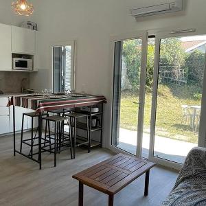 Maison avec parking et jardin - 4 pers. - FR-1-413-275
