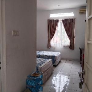 Avross Guest House
