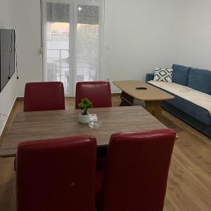 Olive Apartment
