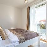 Central - Balcony - City Style Comfort Stay 