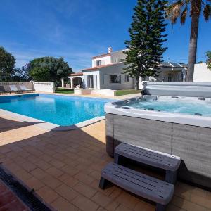 Villa Ursa by Algarve Holidays