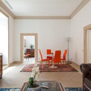 Charm & Elegance off Via Veneto 2BR 2BA