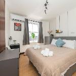 New Kensington High Street Studio with AC