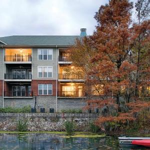 Wyndham Lake Marion Nine 9BR Apartments