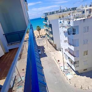 One step to the beach apartment