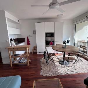 Apartment with sea view terrace and swimming pool