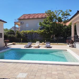 Holiday house with a swimming pool Bibinje Zadar - 26027