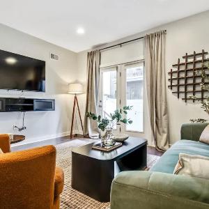 Chic Urban Duplex With 2 Roofdecks 8B-6B Sleeps 16