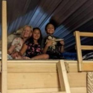 Country Sunshine Cabins