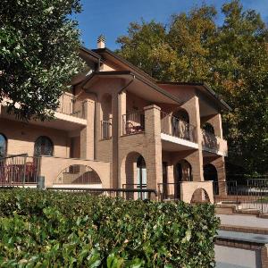 Romantic Holiday Villa Getaway in Umbria