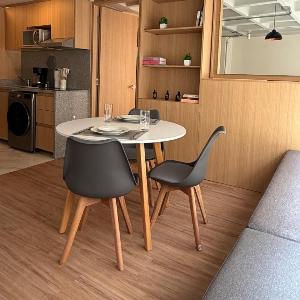 Praga Suites 2 Chic Loft Best Location