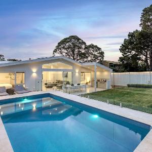 Casa Bianca - Fireplace with Swimming Pool