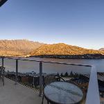 Middleton Vista - Lake views