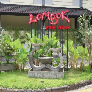 Hotel Puri Indah & Convention
