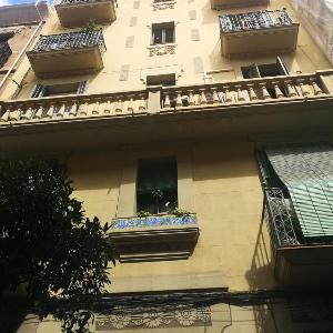 ApartEasy - Gracia Market 2bedroom with balcony