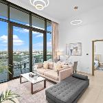 Stylish 1BR Steps from Dubai Mall | Skyline Views 