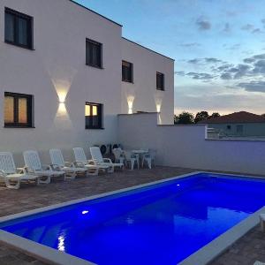 Apartments with swimming pool Murine Umag - 27509