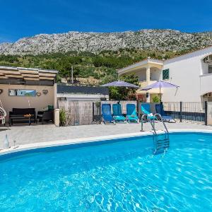 Family friendly house with a swimming pool Stanici Omis - 26978