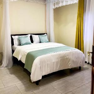 A&R Executive 2bdrm Apt with WIFI Power backup and Free Parking