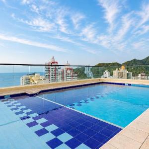 Apartamento vista al mar piscina sauna jacuzzi lovely