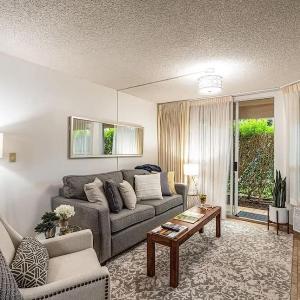 Steps to Beach Chic 2BR at Maui Banyan Resort