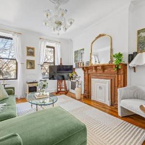 West Village 1BR Gem Historic Brownstone WiFi