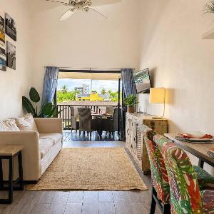 Ixora 7 - 1 Bed Apartment In Holetown w/ Pool & AC